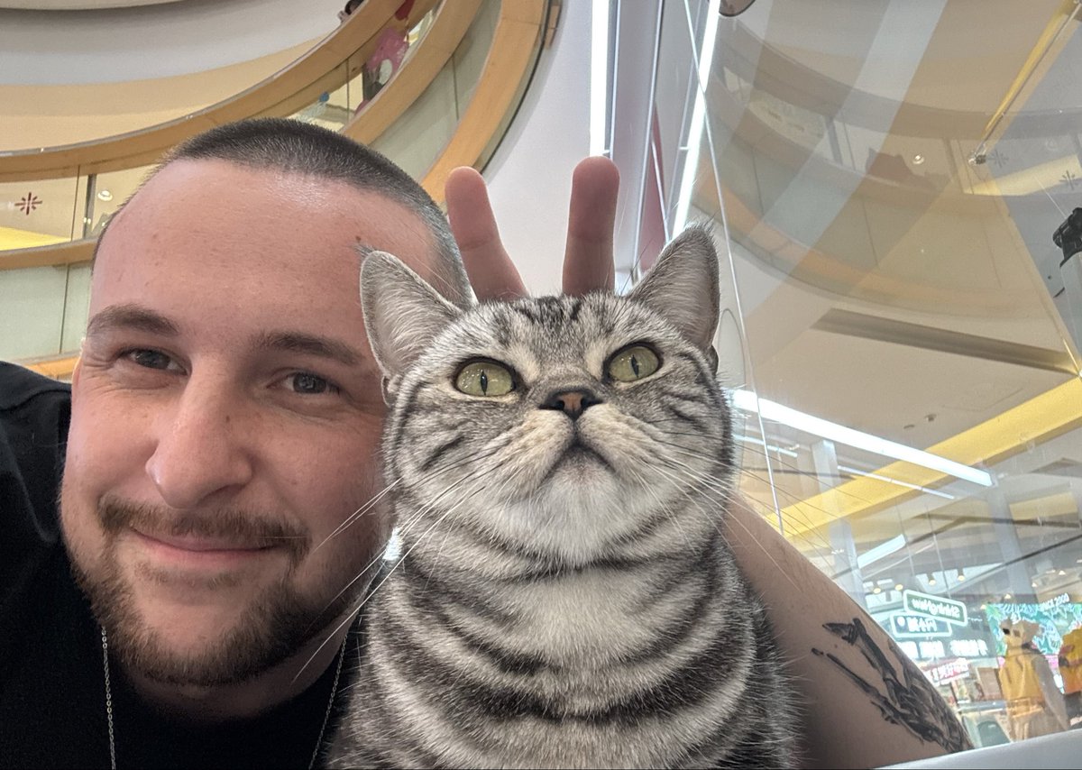 Snacky Boy 🍟 tweet media