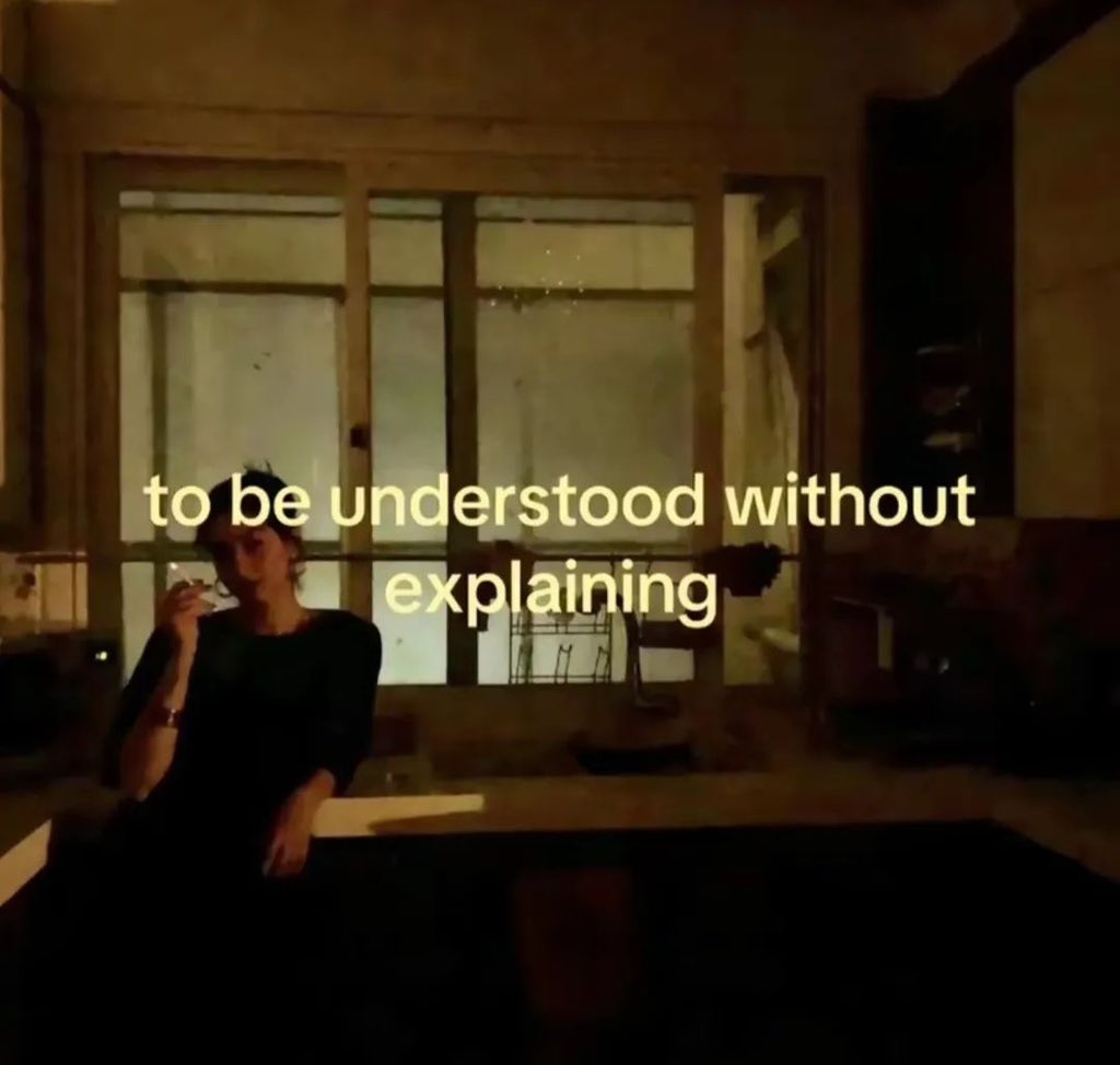 𐚁 (@kaylavosss) on Twitter photo 