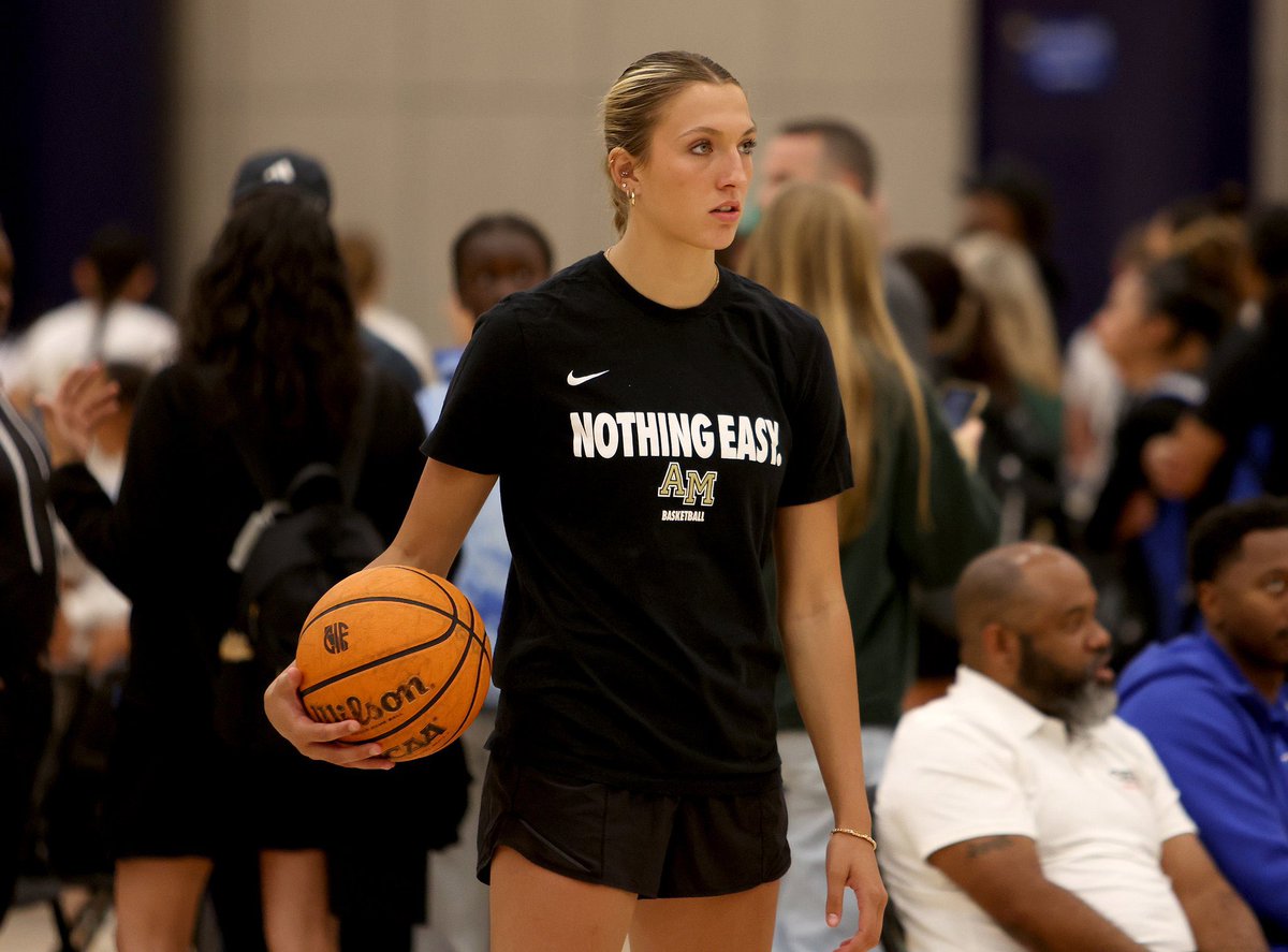 Aaron Woliczko tweet media