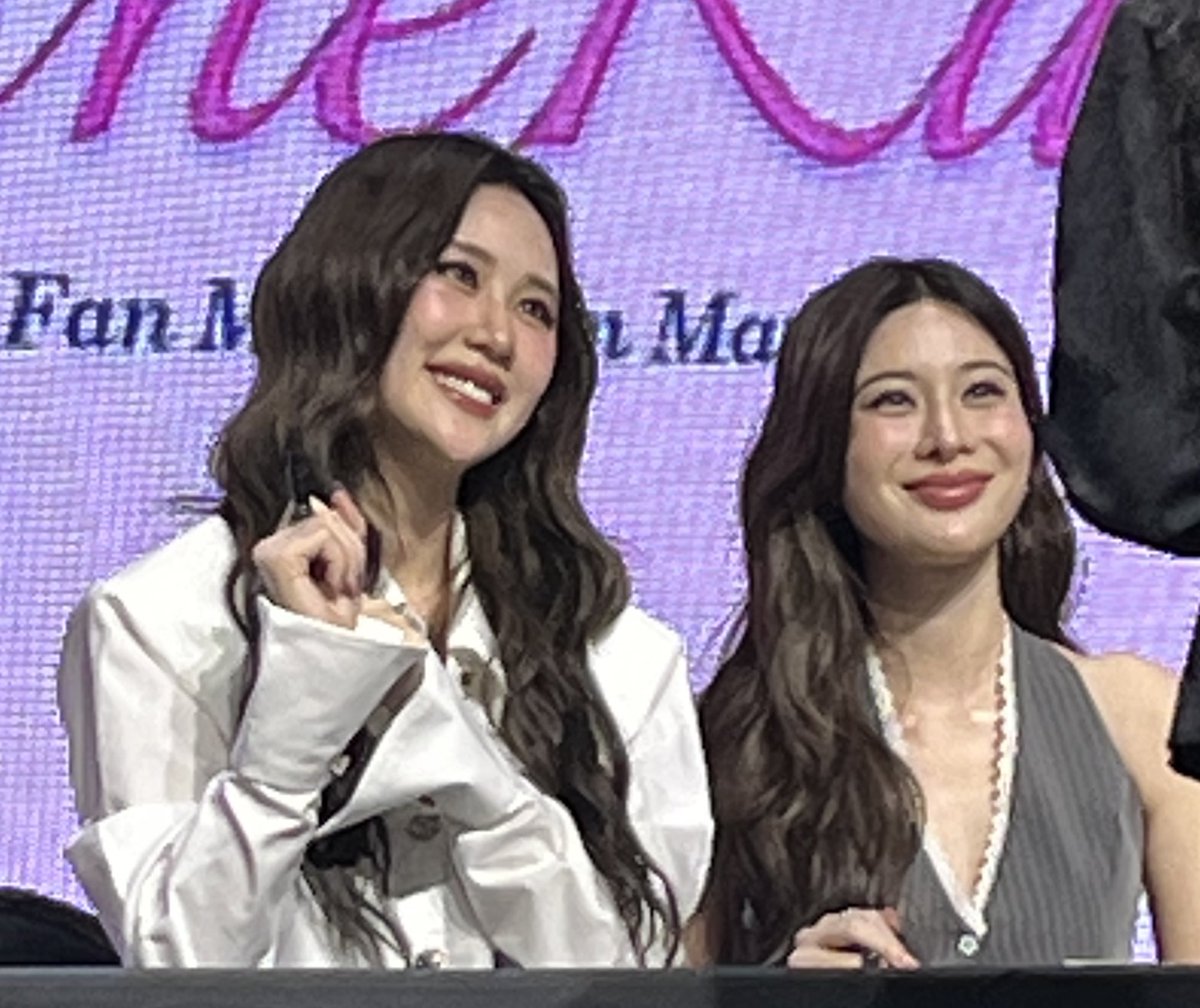 KJJK_PHFC's tweet photo. Kao and Jane During Fansign Event!

#LoveDesignwithKaoJaneJaneKaoFMinManila https://t.co/t0mJBw9Tp5