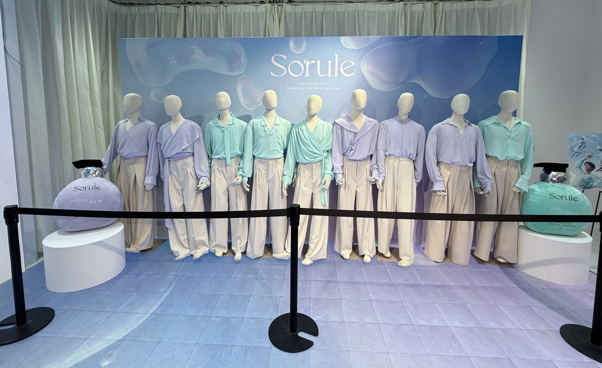 Ridersmama1's tweet photo. #Sorule さんのポップアップに行ってきました!
予約した時間より早く着いたけど、枠に余裕があったから、予約をキャンセルしてフリーですぐ入れました😊
初日だから混んでたと思いますが、レジ1台なので、先に商品カゴ持って並びながら写真撮った📸
丸っこくてかわいいボトルをGET💜 https://t.co/VwrlD4jMkQ