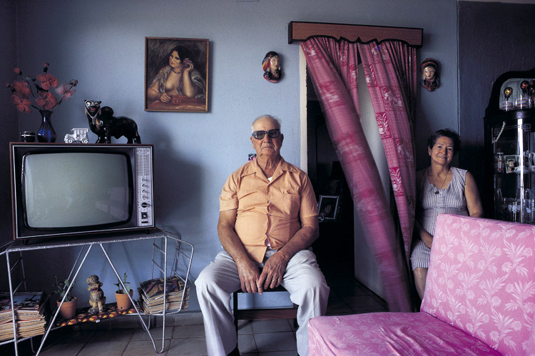 Eye On Axis tweet media