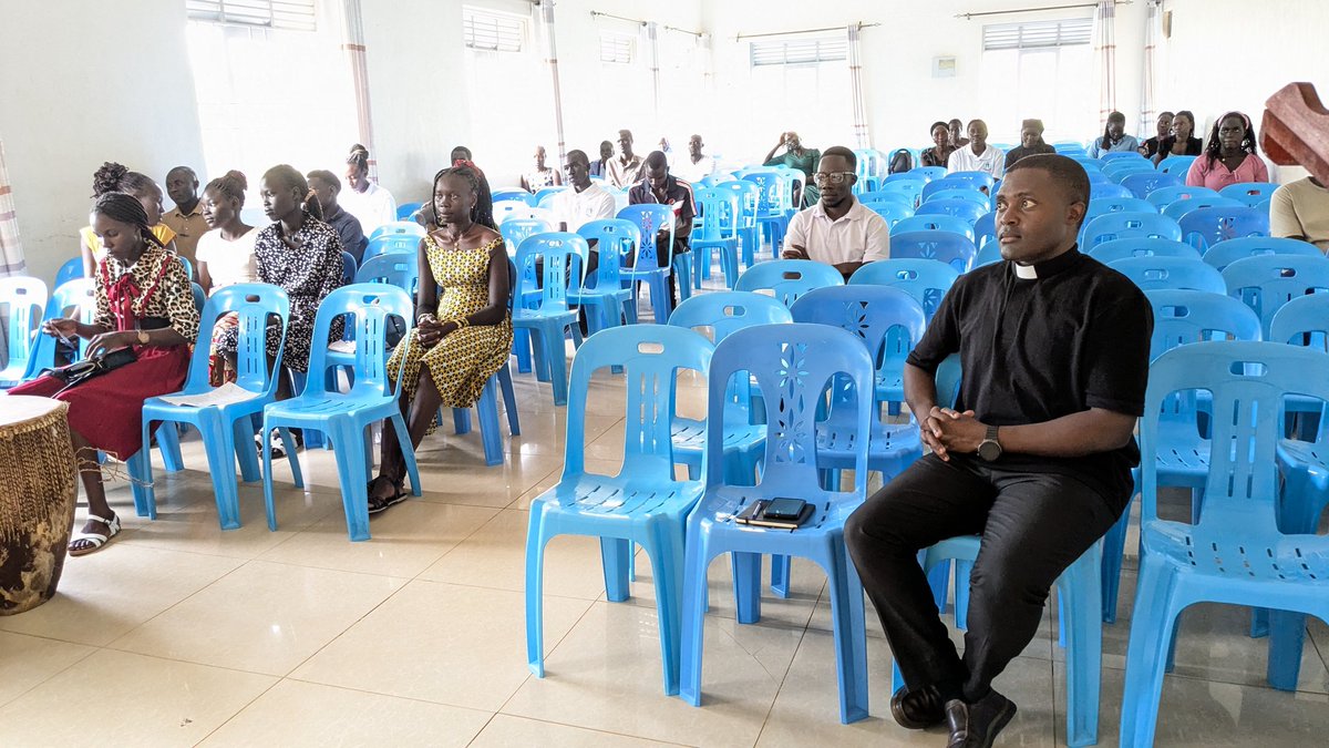 St. Mary’s Chaplaincy – Muni University tweet media