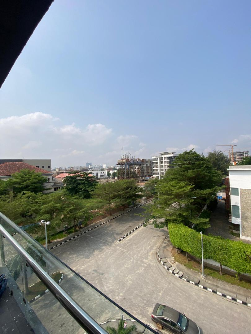 BetaRealtors's tweet photo. Well Maintained 3 Bedroom Apartment on the 5th floor. 

📍Banana Island, Ikoyi Lagos 🇳🇬 

Features: 
°Swimming pool
°Gym
°24hrs security 
°24hrs power 
Etc

Price: ₦950m

 Ultimate address in Lagos
 
#propertyforsale
#PropertyInvestment
#HouseHunters #Primelocation #buy #sell we all win 🥂 
#LetsTalk #LetsGoViewing