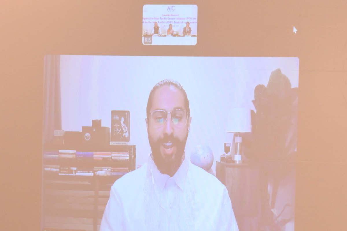 AIC_aseanindia's tweet image. Dr. Don McLain Gill (@DonMcLainGill), Lecturer at De La Salle University (@DLSUManila) and Indo-Pacific Research Fellow at Asia Pacific Foundation of Canada (@AsiaPacificFdn), highlighted three key ideas while discussing the convergence of #AOIP and #IPOI.

1. AOIP’s vision of