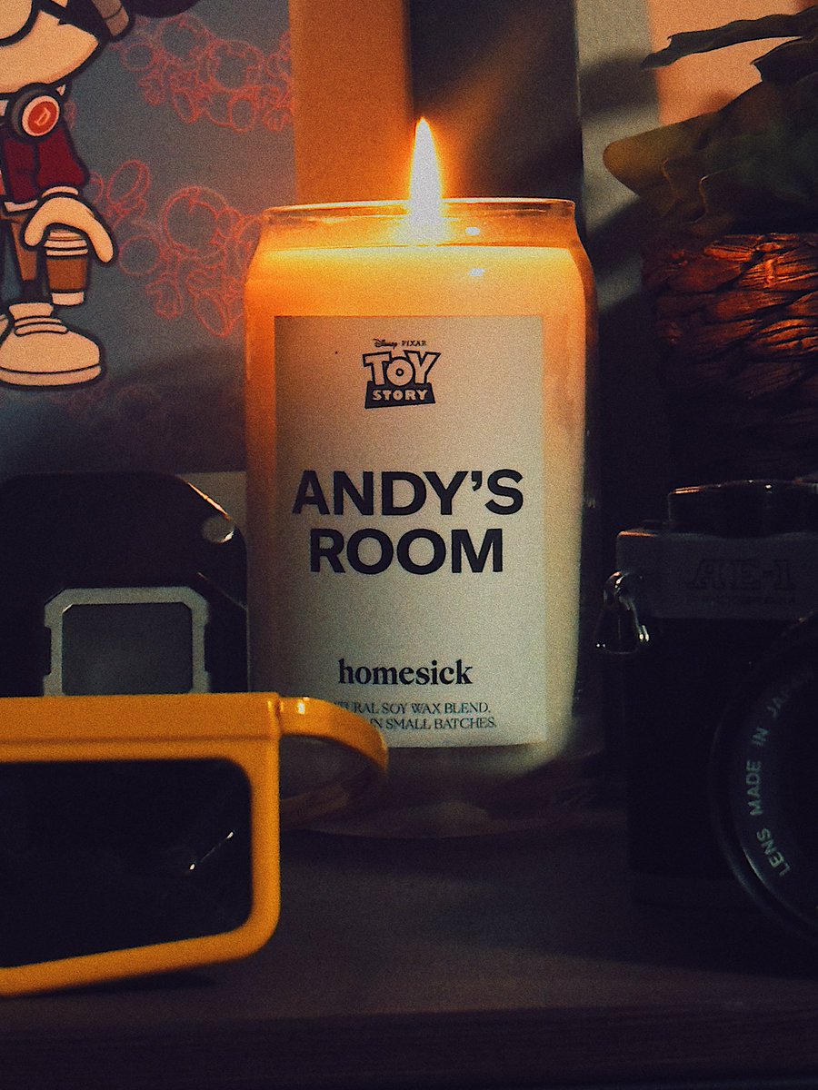 JesseGilbert's tweet photo. took this photo of my toy story candle, thought this would make for an fun excuse to jump back into cinema4d and make a similar composition. https://t.co/ZGr1nSojjI