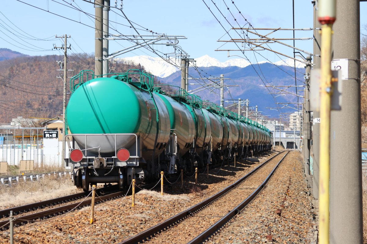 genki80001919's tweet photo. 📷️ (3月14日)
しなの鉄道線
EH200-2+空タキ17
タイムリーなタキ1000-314がいました。
#しなの鉄道線
#EH200
#EH2002
#タキ活写真
#タキ活写真26 (42)
※タキ活写真
撮影機材
CanonR7+RF100-400mm
F5.6-8 IS USM
#Canon
#EOSR7
#CanonEOSR7
#RF100400
撮影日・令和8年3月14日 https://t.co/xaCN8dYxwW