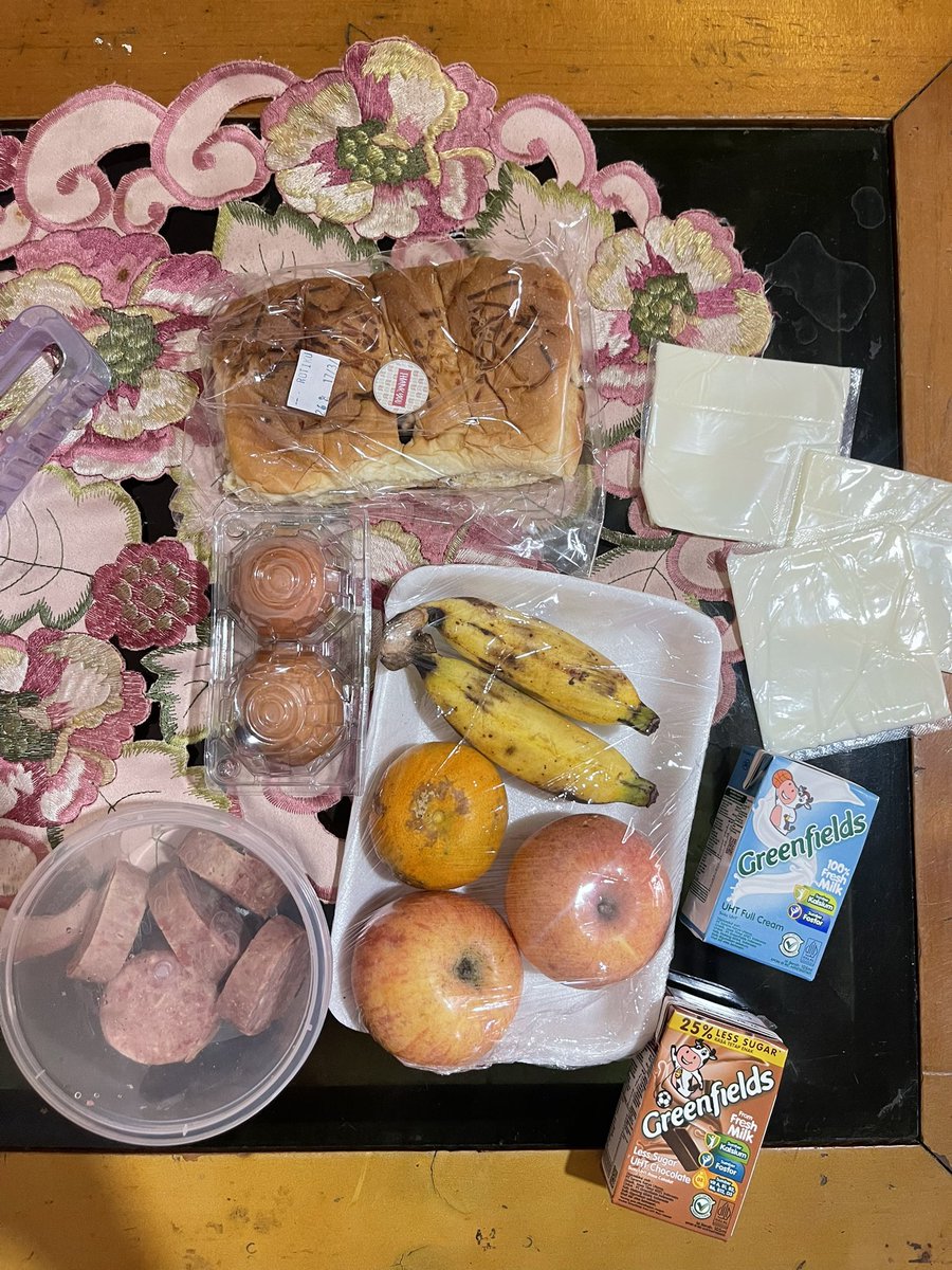 gumi nyanya tweet media