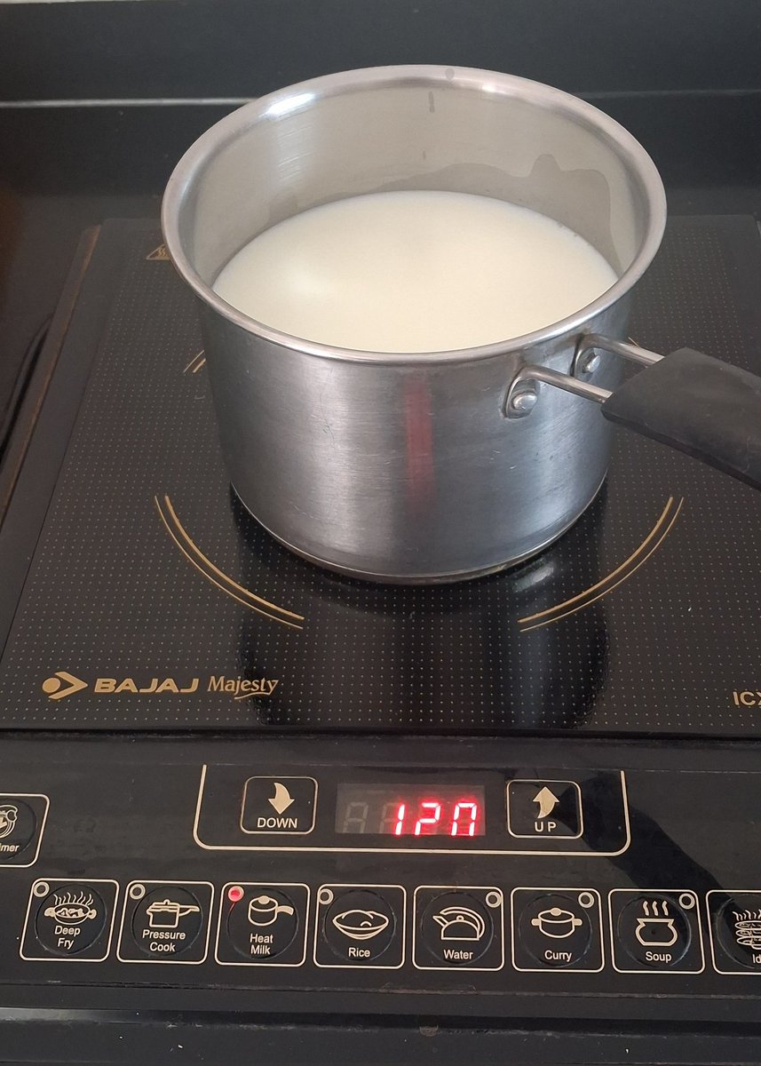 OzaNandini's tweet image. I #protest against the #rural vs #urban devide in booking #lpgcylinder , it being 25 days for urban &amp;amp; 45 days for rural areas. I protest for following reasons: 
1. Mostly urban families are nuclear, mostly in rural areas families are joint large families.
2. #Induction  #stove is