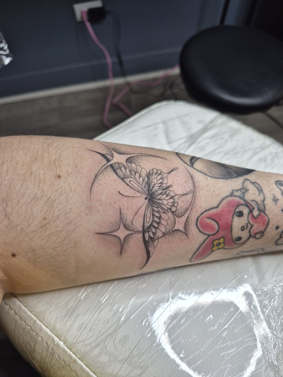 bulbababiie tweet media