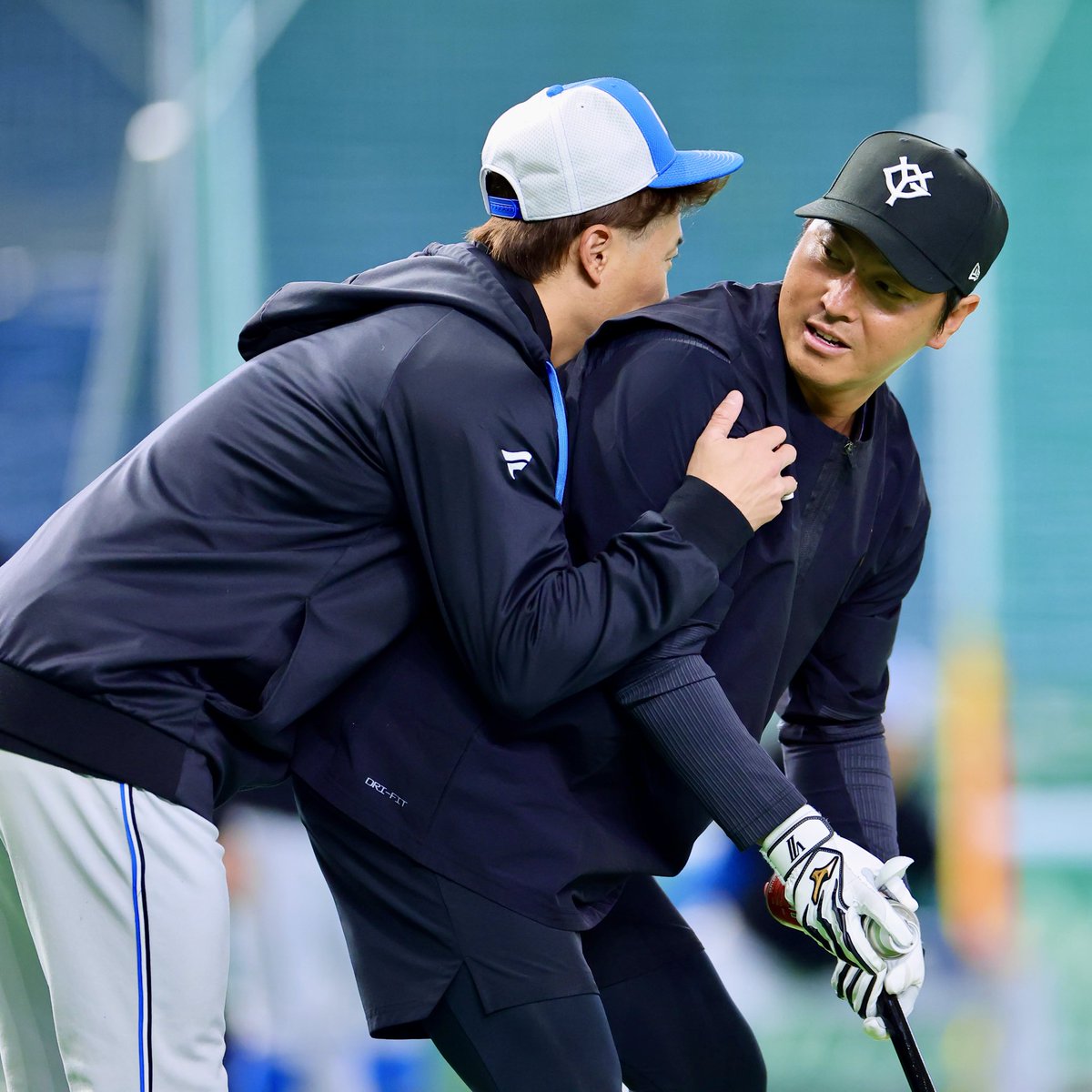 takahiroKOHYAMA's tweet photo. オープン戦　巨人ー日本ハム
#長野久義 #西川遥輝 https://t.co/HXlbdSEp07