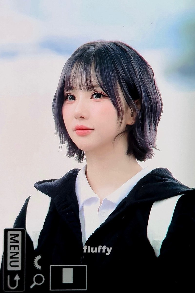 for eunha 𖹭 tweet media