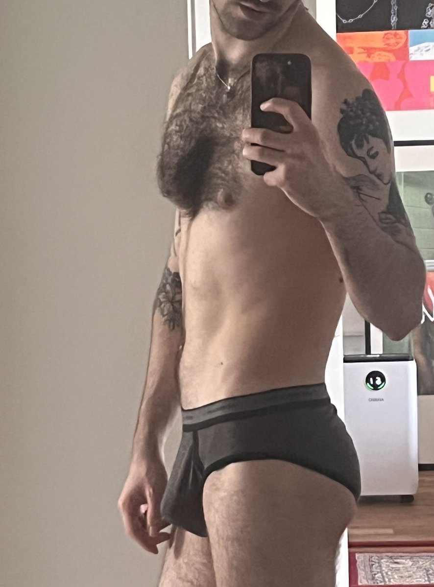 getameta tweet media