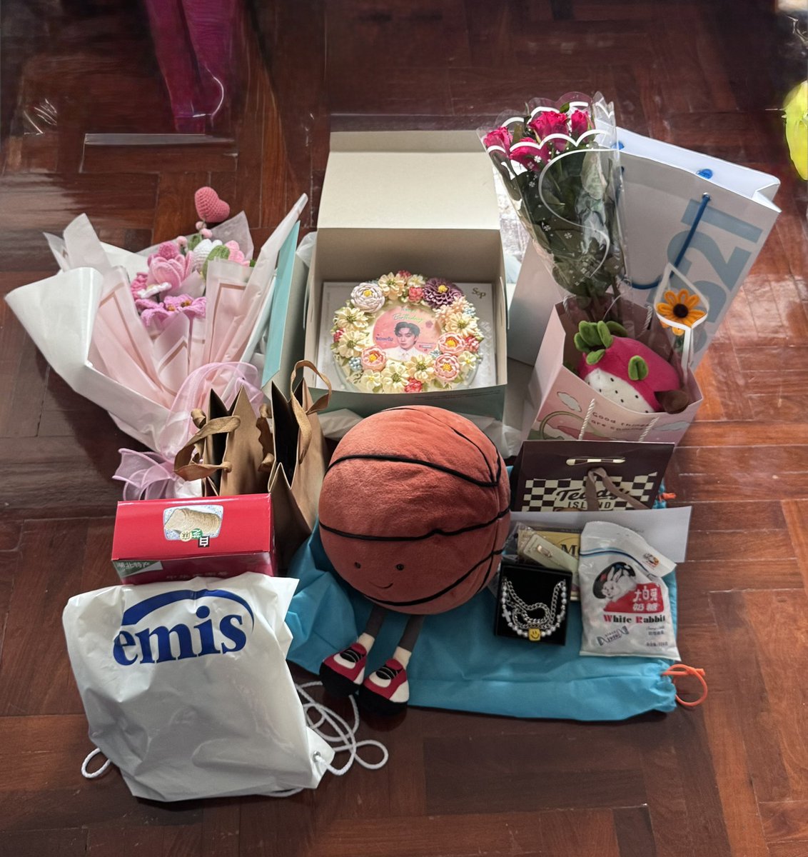 Chris Tyler tweet media