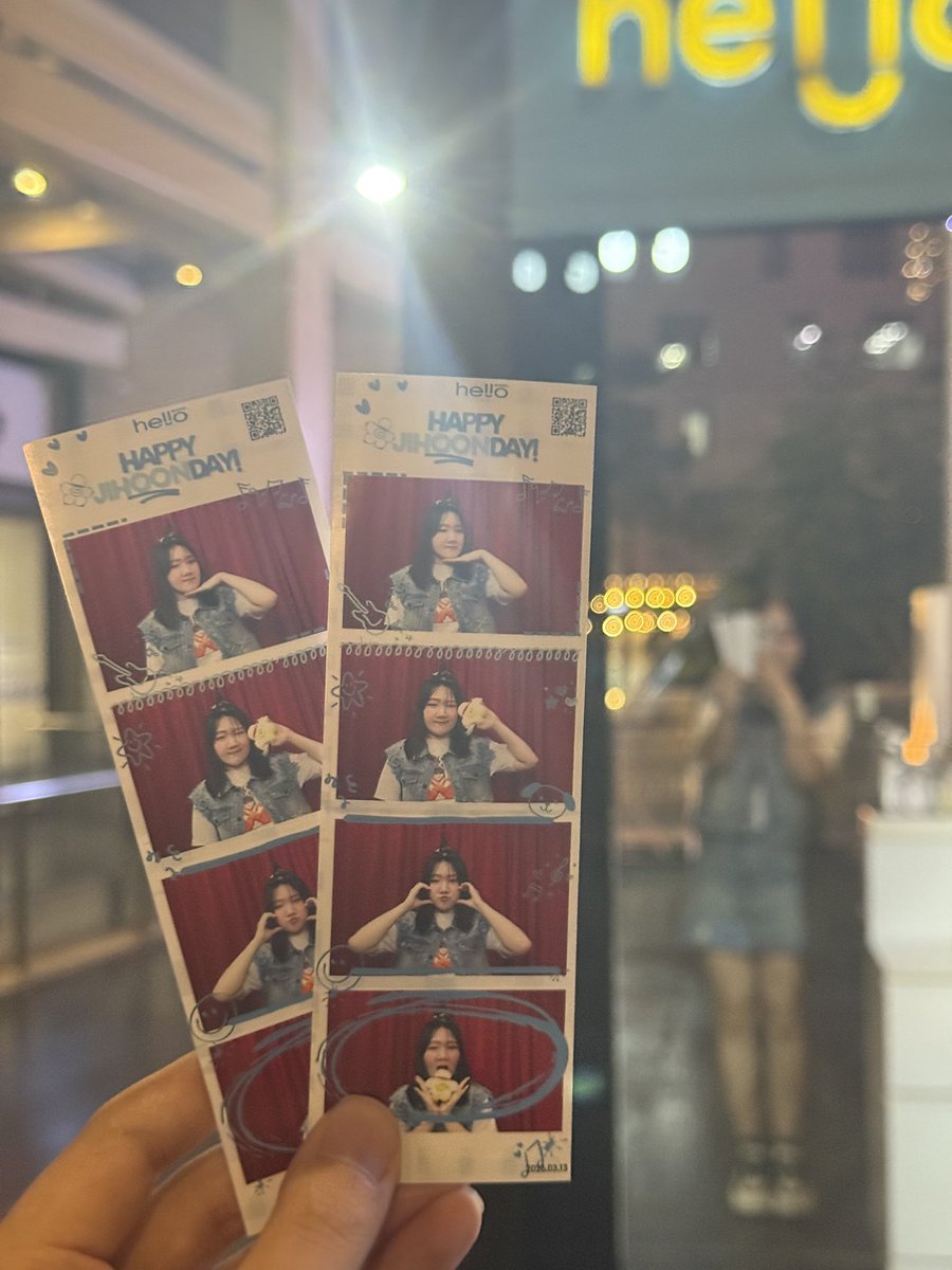 打卡✌🏻

LET IT ROCK JIHOON DAY
#26thGeeGeeJIHOONDAY 
#3月に咲くジフンという宝の花
#세상이_지훈을_만난_날
<a href="/treasuremembers/">TREASURE</a>