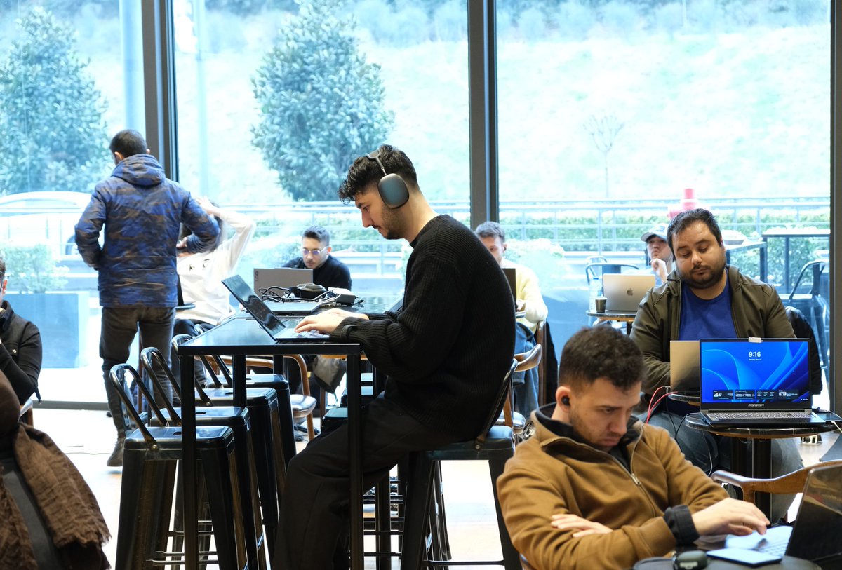 Komünite —— Bir defa yap, hep sat! tweet media