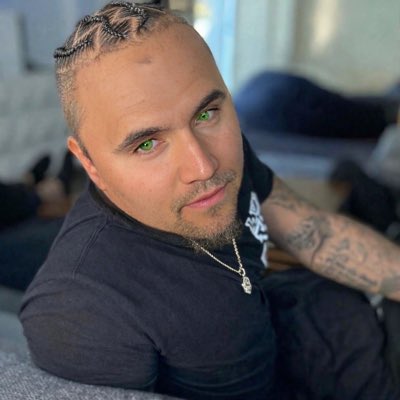 Mike Ehrmanclout 🐝 tweet media