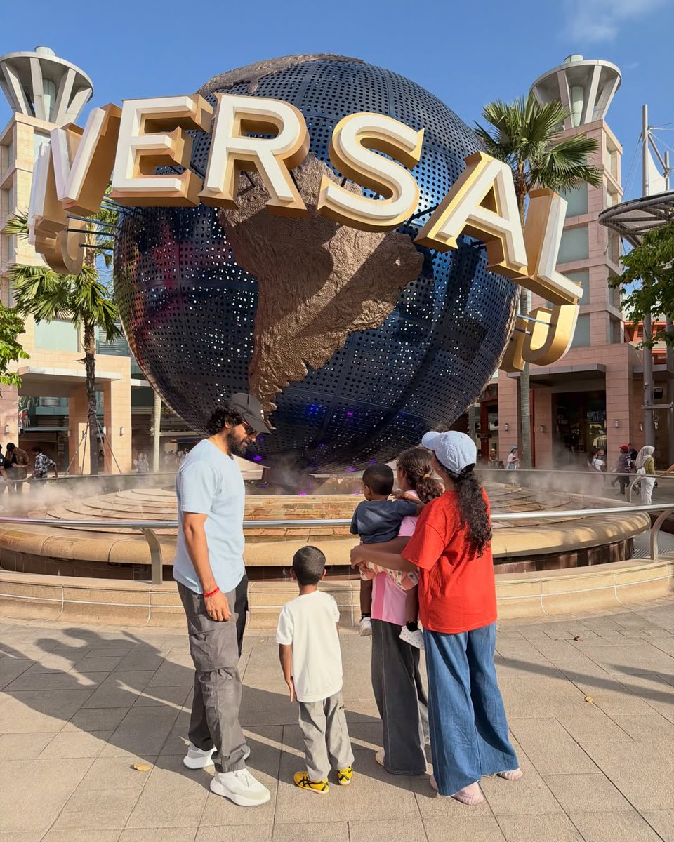 ChennaiTimesTOI's tweet photo. Look who's tripping with the fam at the universal sign! #Sivakartikeyan, #Aarthy, and the kids are making memories that last a lifetime.
#FamilyTime #TravelGoals https://t.co/tR8zyWzVej