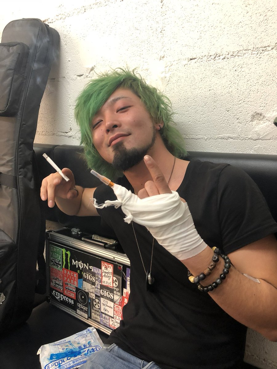 害獣・ファザムレス・拓馬 tweet media