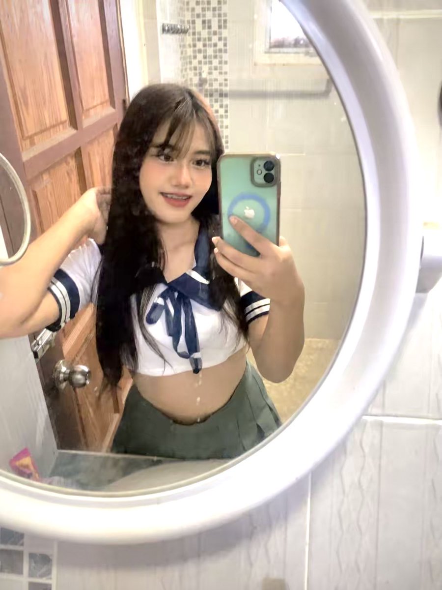 Jasja7s's tweet photo. พร้อมเรียนแล้วค่ะ 😆😋 https://t.co/4yP3WIBcl5