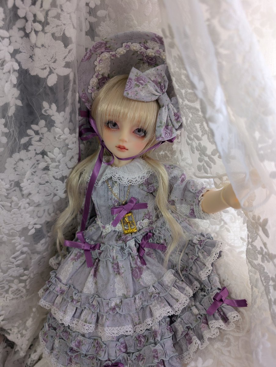 マルリーさん（<a href="/mana68mana/">まな＠ブルスカにいます</a>）のお洋服をお迎えしました✨パープルが欲しいってワガママ聞いていただきました。めっちゃ可愛くて嬉しい💕マルリーさんのワンピースはとても着せやすいです✨でもあまりSDMサイズは作らないの〜🤣