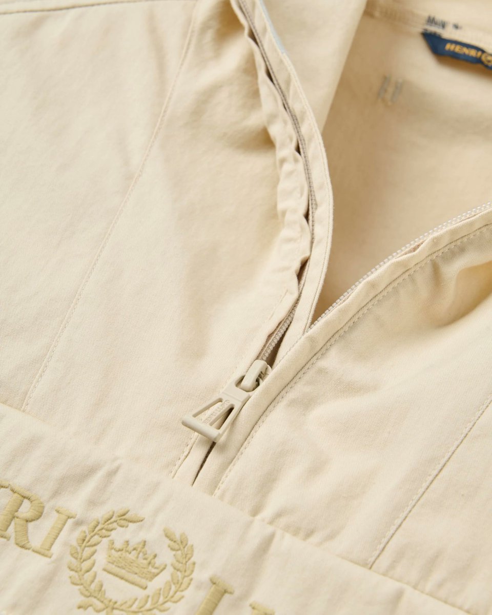 Paisley Submarine tweet media