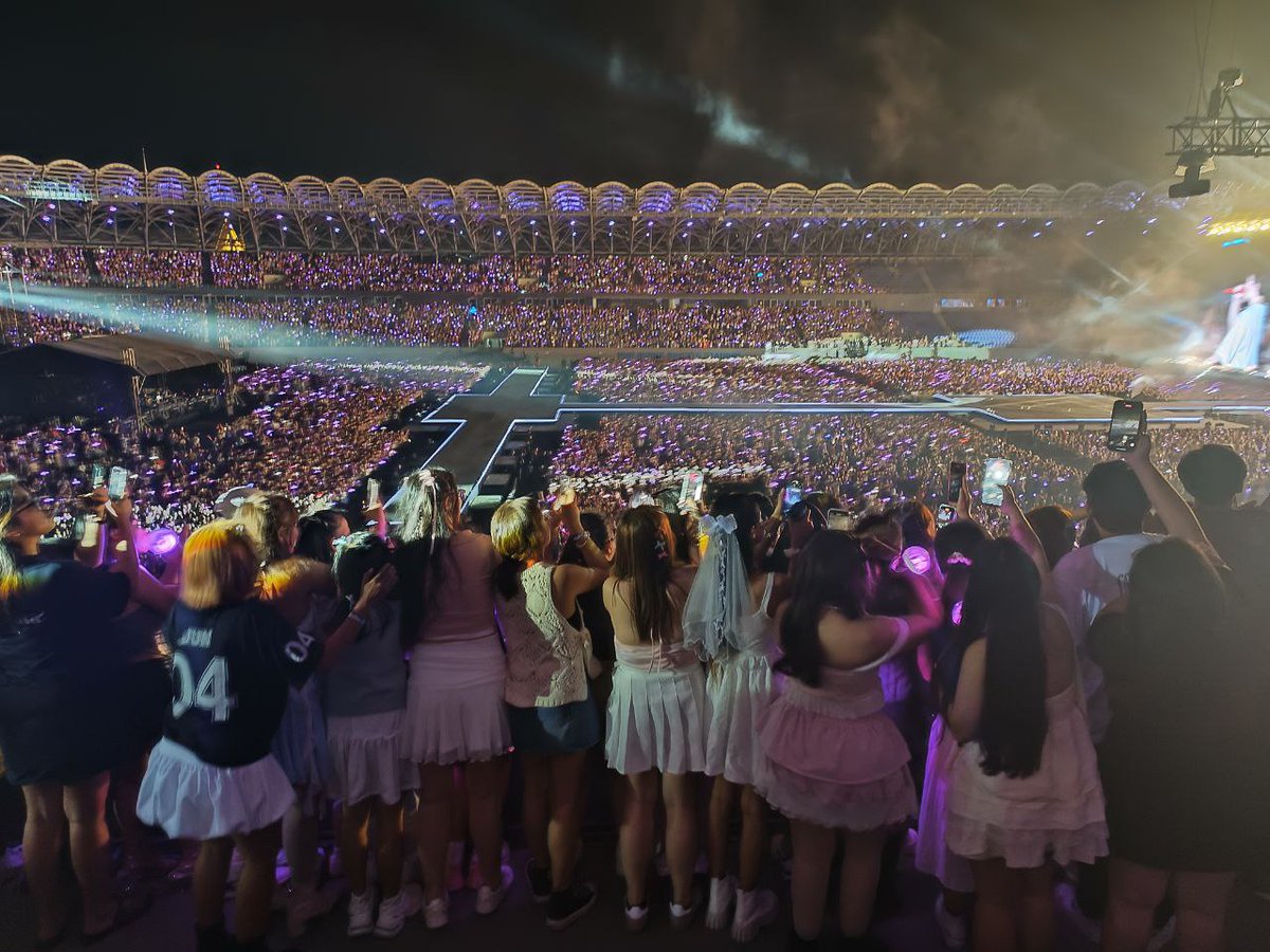 diel — inactive. tweet media