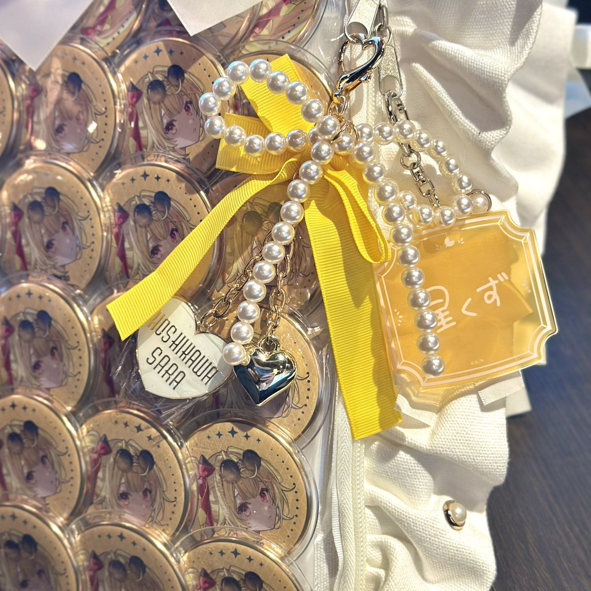 2no__QQ's tweet photo. コトブキヤ行ってきたよ☺︎

忙しくてオンラインショップ見たときには枯れてて悲しかったから今日現地で買えてめちゃくちゃ嬉しい！
チャーム痛バにさっそく付けたけど可愛くてお気に入り🌟
(即席ロゼットも可愛くない？？)

#星川サラ 
#ねえねえ星川
#コトブキヤ https://t.co/9sTsTEHdF9