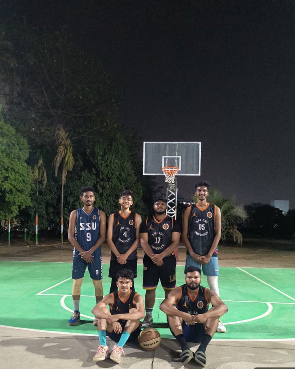 Sri Sri University tweet media