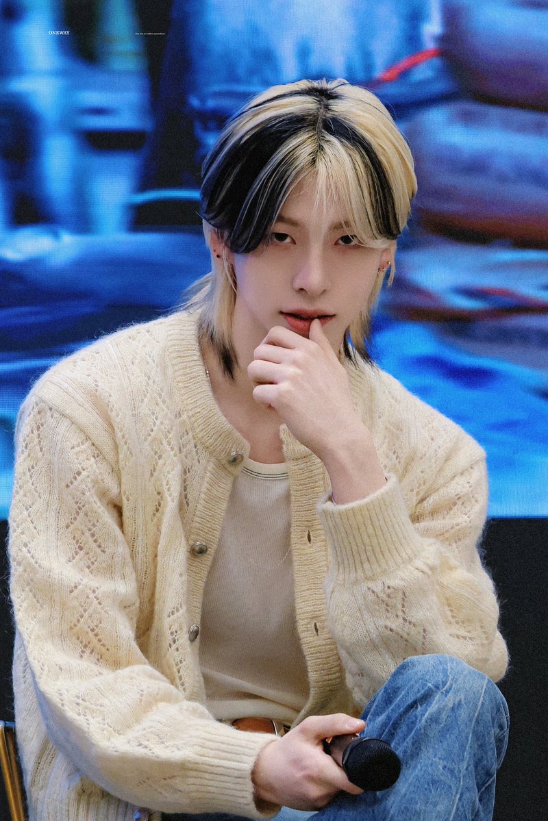 𝐎𝐍𝐄𝐖𝐀𝐘 tweet media