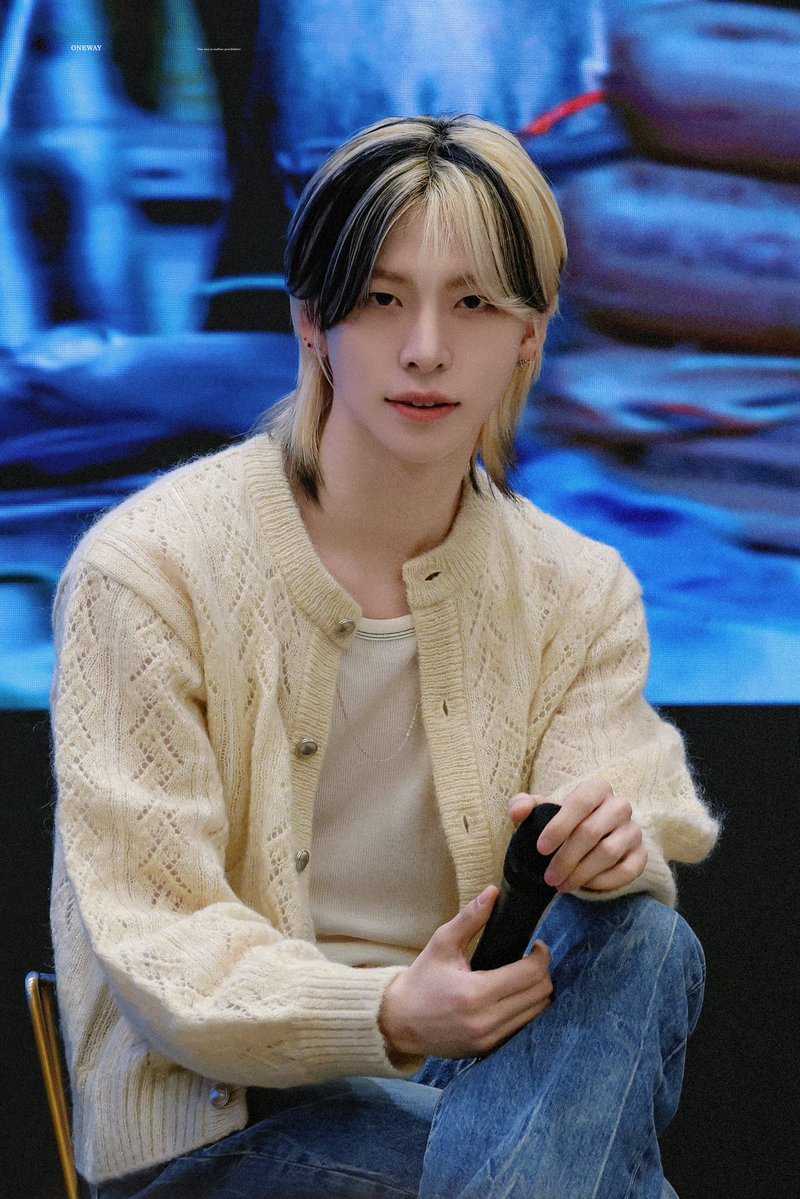 𝐎𝐍𝐄𝐖𝐀𝐘 tweet media