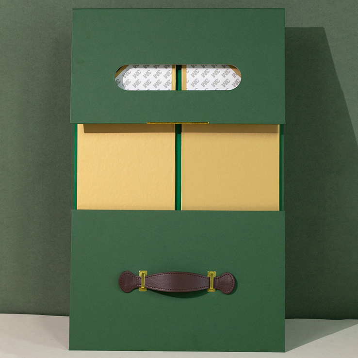 jialanpackage's tweet image. 💥This Dragon Boat Festival, let Jialan Package help your brand lead the market with this luxurious, foldable gift box brimming with the spirit of "Zongzi" (sticky rice dumplings).
🌐Official website：good-package.com
#luxurygiftboxes #holidaygiftbox #collapsiblebox