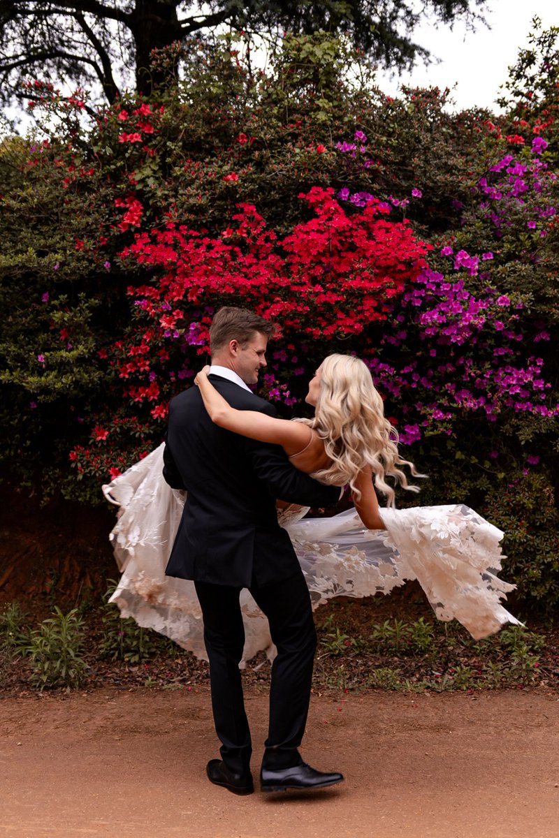 Mooi Troues tweet media