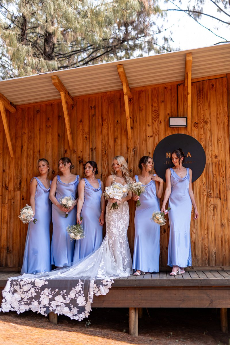 Mooi Troues tweet media