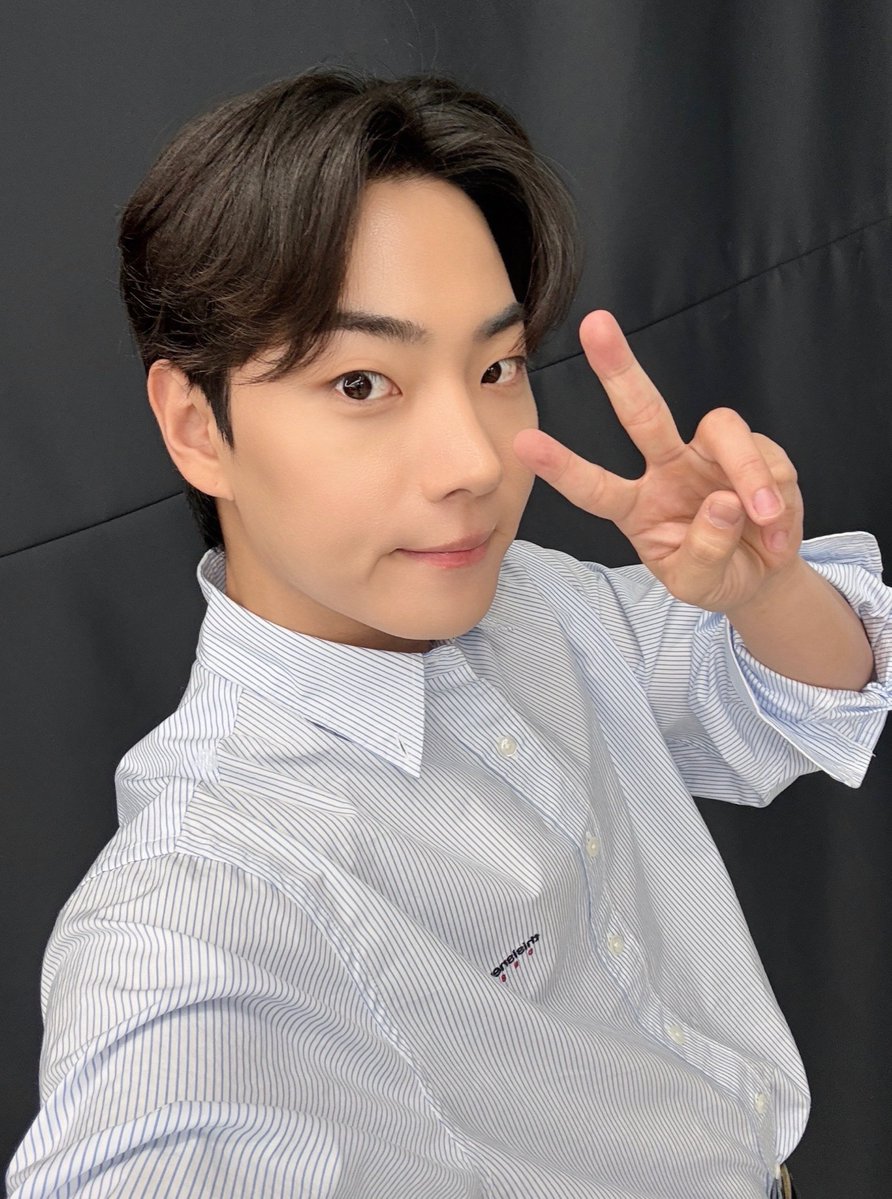 이션스토어 tweet media