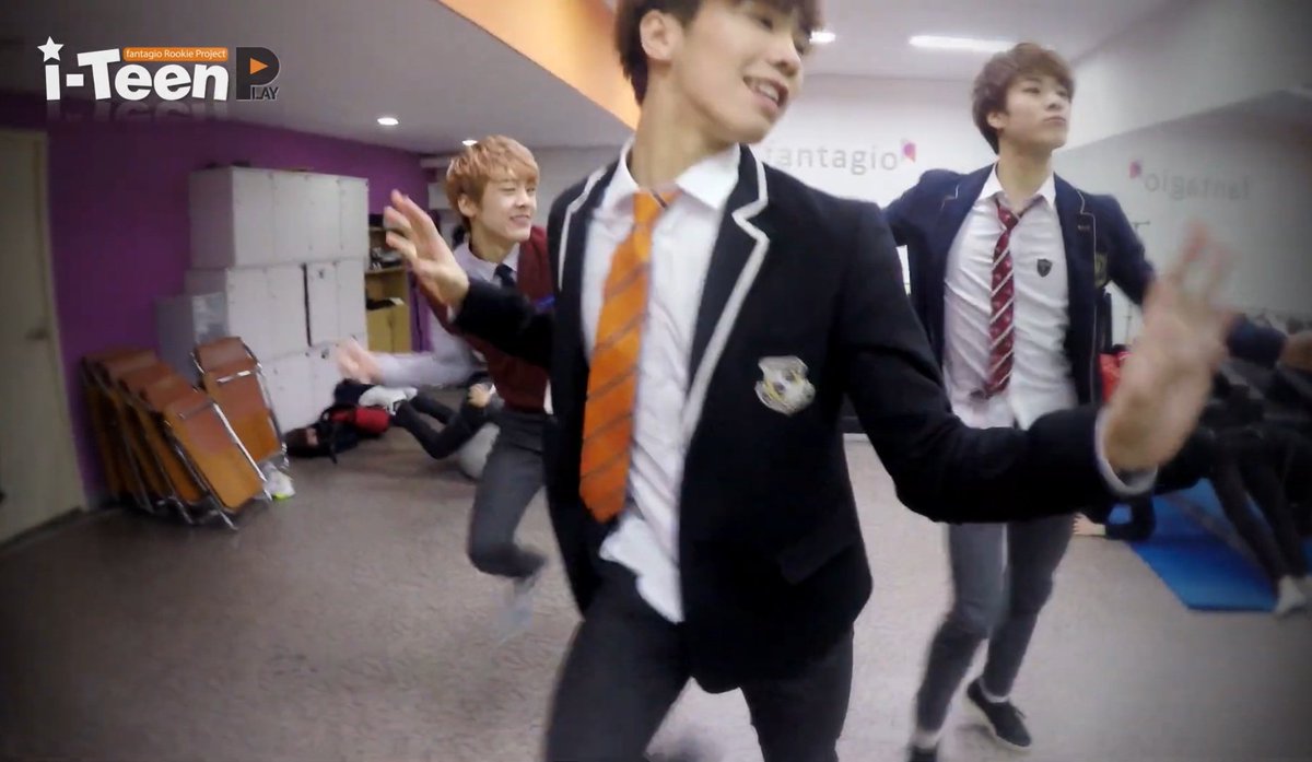 River_225 🍀🐺☄️🌕 tweet media