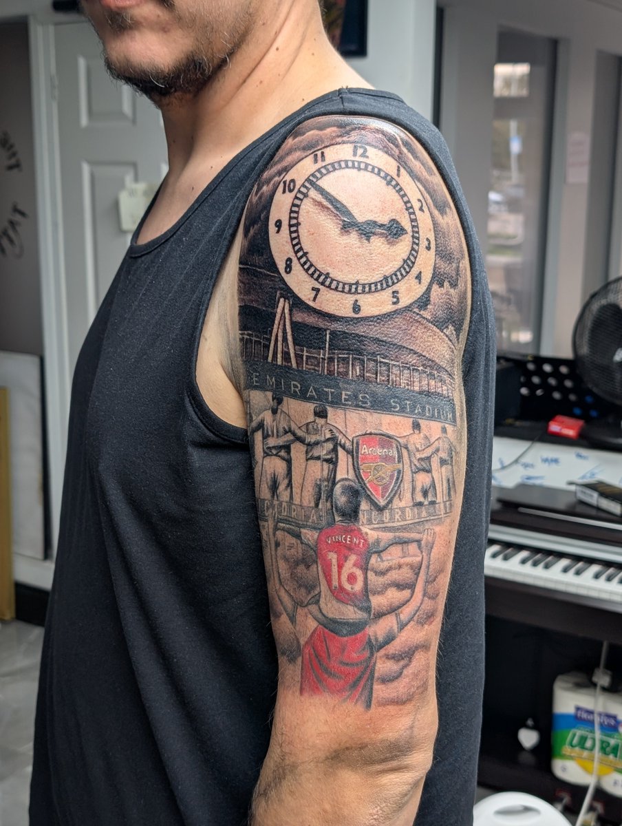 Mike 🔴⚪ tweet media