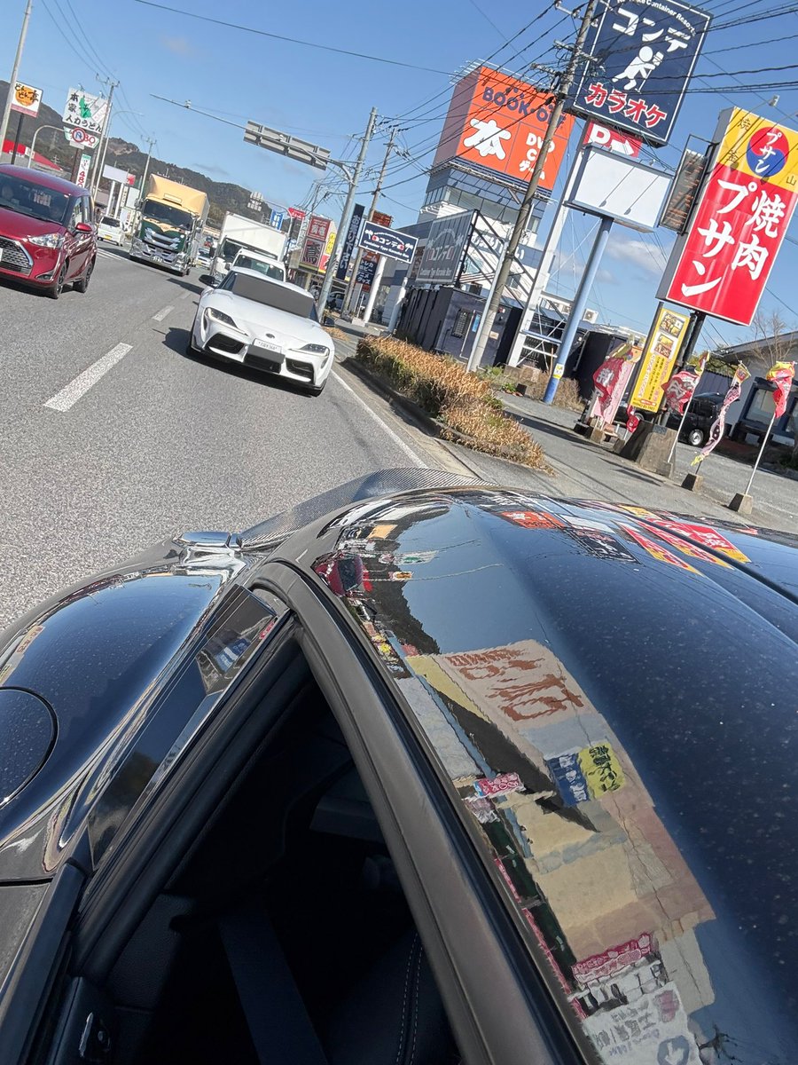 長崎向かってたらスープラ後ろに居たwww
手出して振ったら振り返してくれていい人やった！
 #スープラ #福岡