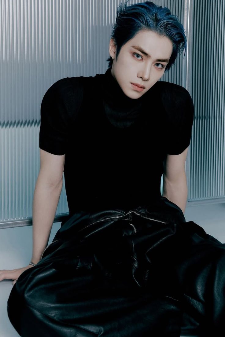 FashionistD's tweet photo. Introducing the most favorite Super Models of Fashionist Design to celebrate our 1st anniversary 😍:
Super Model No. 8:
#XIAOJUN https://t.co/PXZVQPxbkt