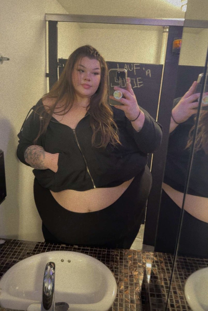 Marie tweet media