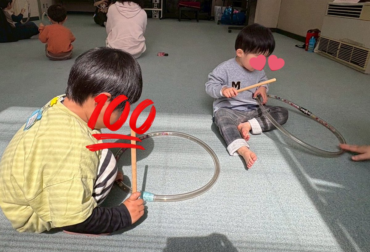 petitpas298's tweet photo. 昨日はぷてぃぱのひよこクラス・うさぎクラスの修了式でした🌸

1年でたくさん成長したみんなに感動。幼稚園など新しいステージでも楽しく過ごしてね✨

明日は日曜日クラス！
島名交流センターでお待ちしております♪

#親子リトミック #リトミック #つくば #子育て #幼児教育 https://t.co/x8h6jtmd8d