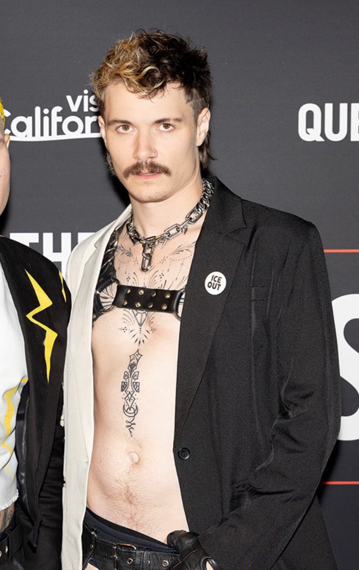 ZEE MACHINE tweet media