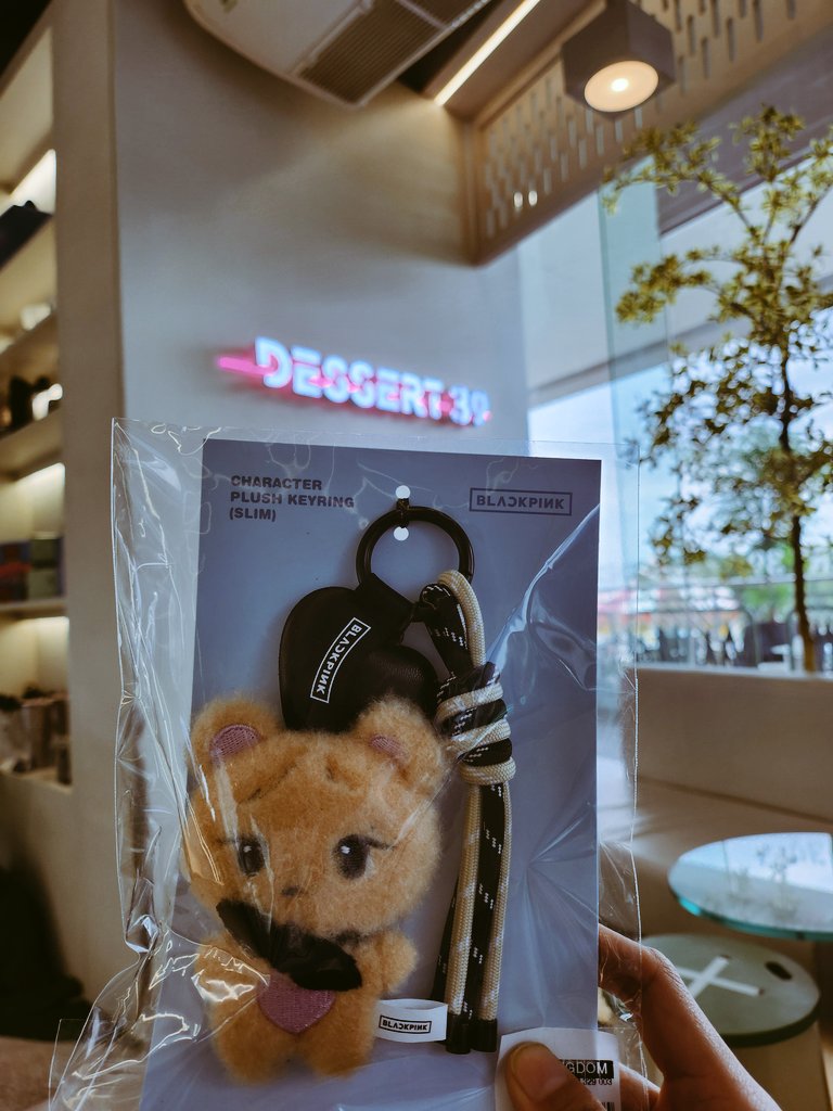 iam_nikuLet's tweet photo. I hate being broke 🥹🩷💸 #DEADLINE #BLACKPINK https://t.co/2PAnQvChgf