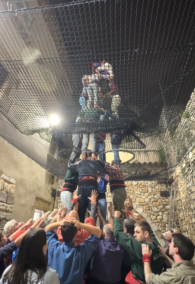 Jove de Sitges tweet media