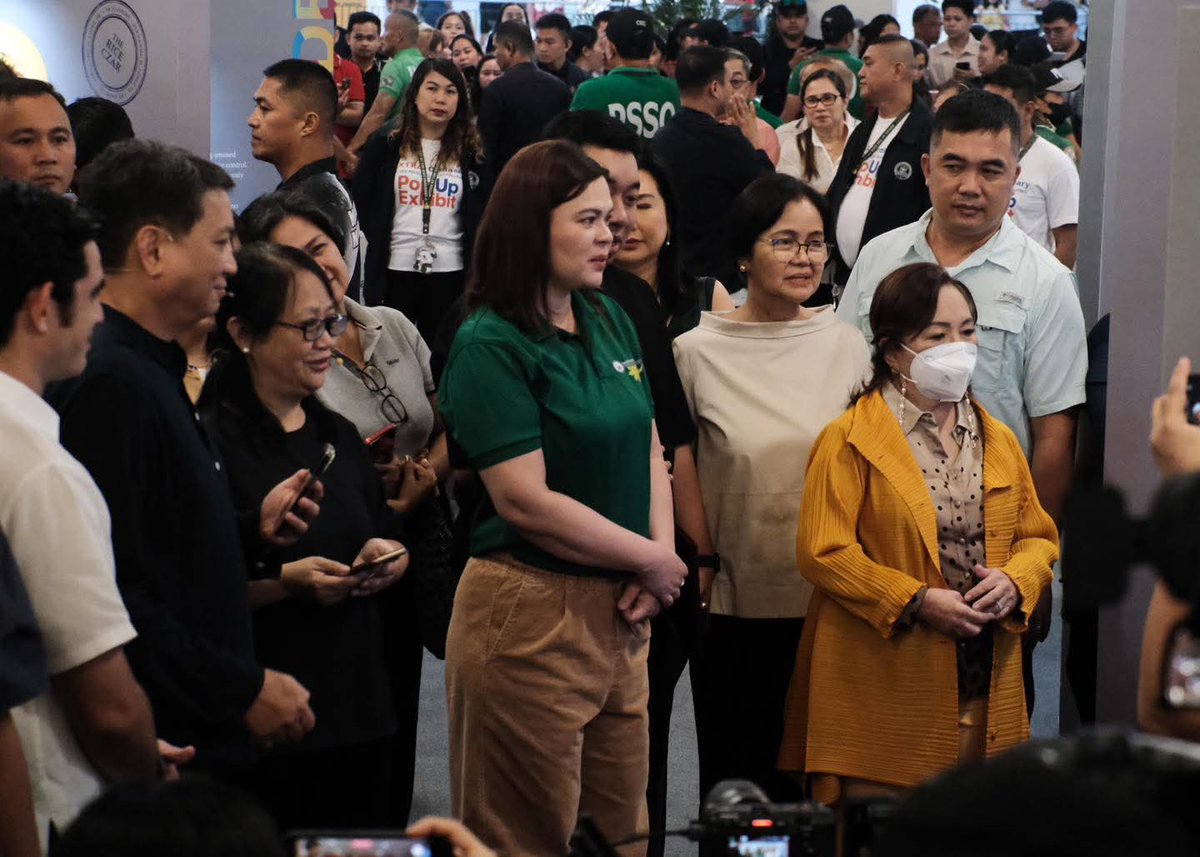 DeusXMachina tweet media