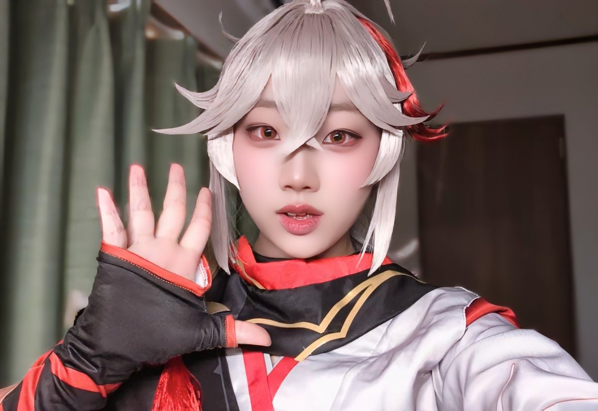 アユメ tweet media