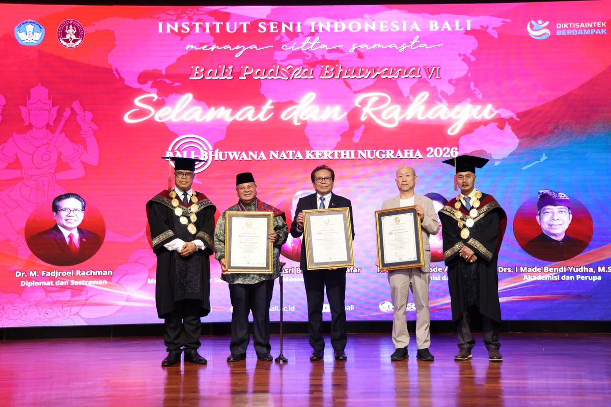 fadjroeL's tweet image. ISI Bali Anugerahkan Penghargaam Internasional kepada Dubes Fadjroel Rachman ~ #DubesRIKazakhstanTajikistan @Kemlu_RI #DiplomasiIndonesia @PEDOMAN_id @nursultan_kbri #IniDiplomasi  indonews.id/mobile/artikel…