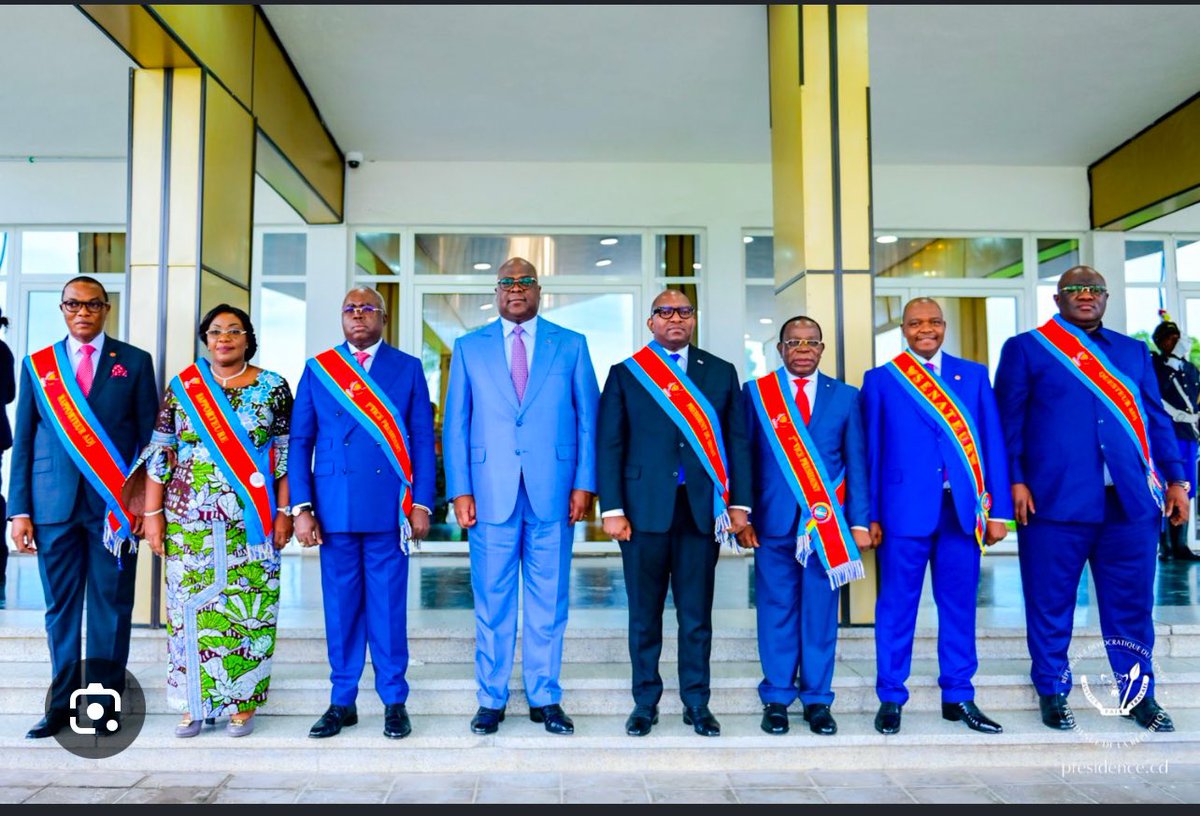 tokwauluaena2's tweet image. #RDC FélixTshisekedi ses #CorpsConstitués pillent BudgetEtat en GrosSalaires FraisFonctionnement,ils sont tous en très bonne santé pendant que le peuple crève à l’Ouest dans l’insécurité des Kidnappeurs sans courant eau route,à l’Est dans la peur des drones
#Dieu vous voit 
#SONI