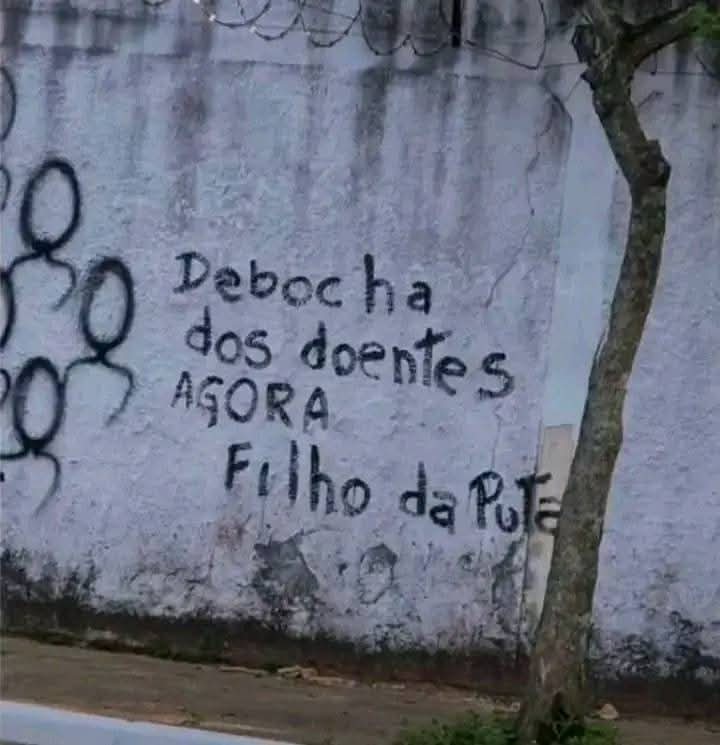 Todos sabem quem é o filho da puta, não é?

BOLSOMASTER