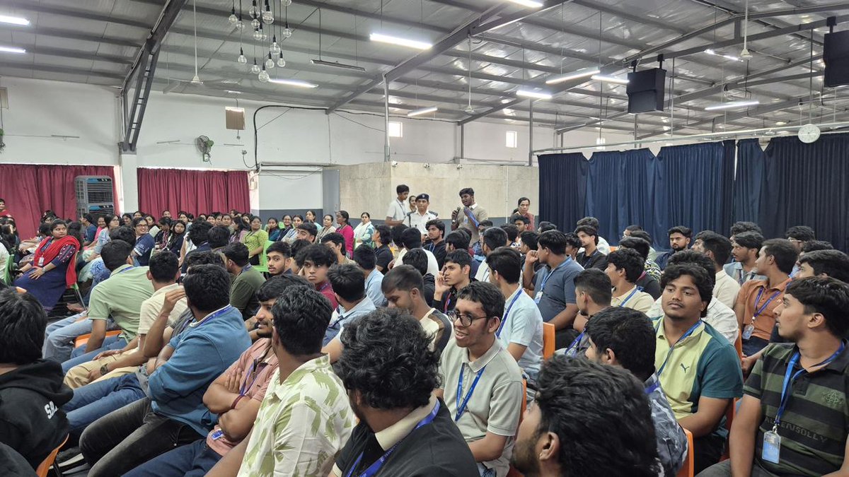 ಕೆ.ಎಸ್. ಲೇಔಟ್ ಸಂಚಾರ ಠಾಣೆ/K.S.LAYOUT TRAFFIC BTP tweet media